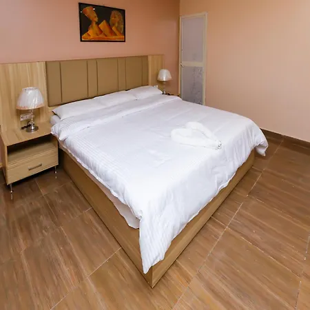 Makadi Pyramids View Hostel